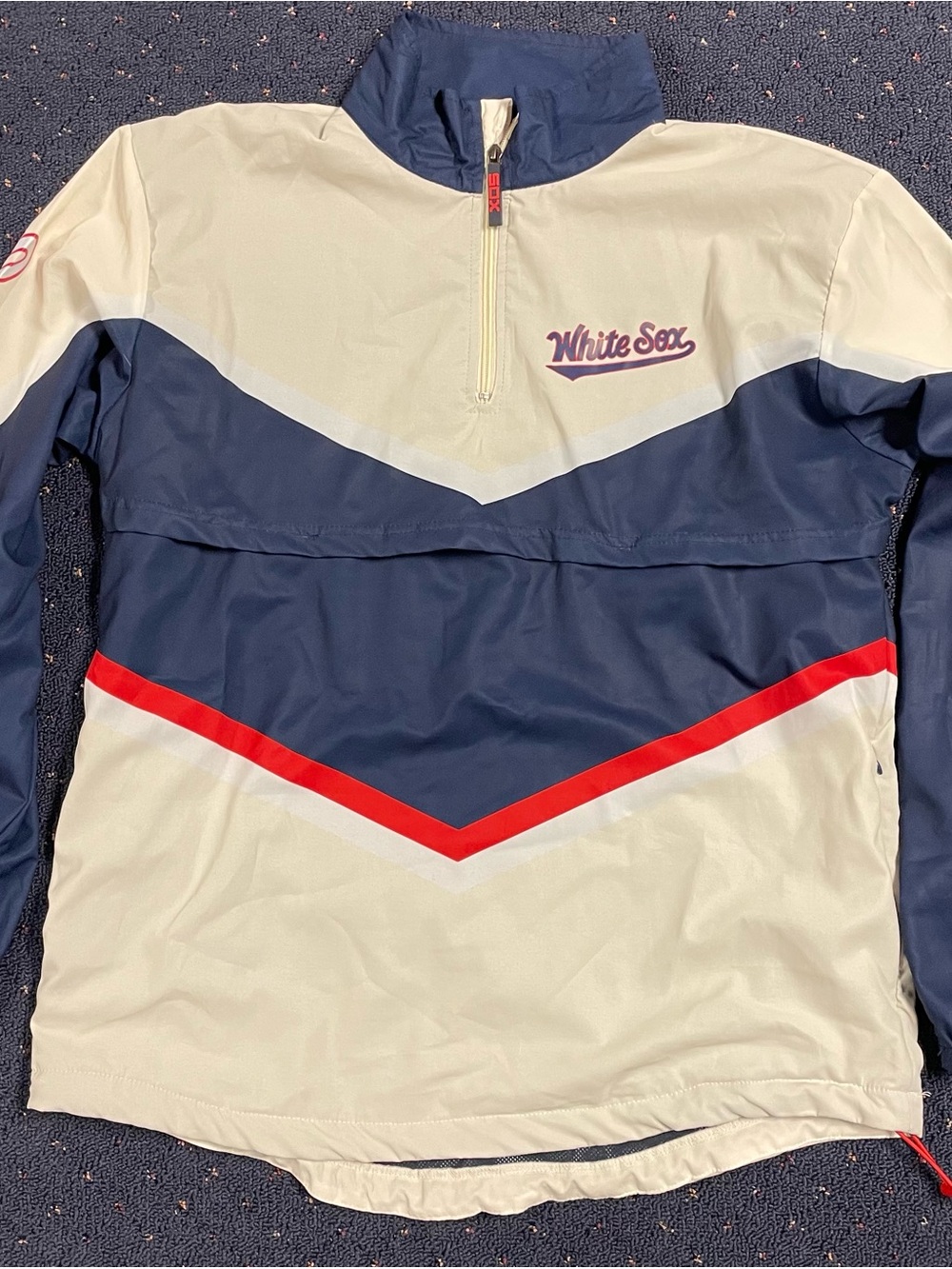 White SOX Zip-Up Jacket.  Promotional jacket from White Sox game.